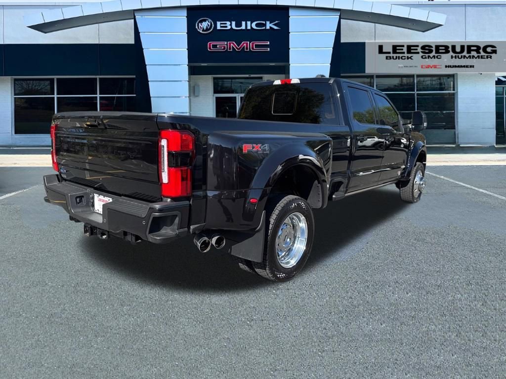 Used 2025 Ford F450 Platinum w/ FX4 Off-Road Package image 8