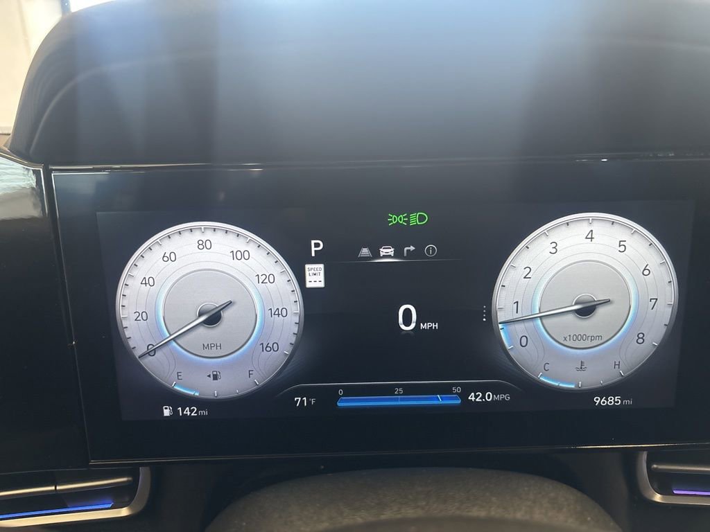 Used 2024 Hyundai Elantra SEL w/ Convenience Package image 7