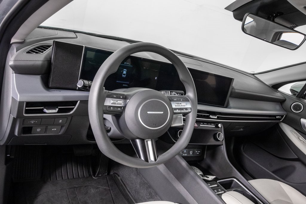 Used 2024 Hyundai Sonata SEL image 17