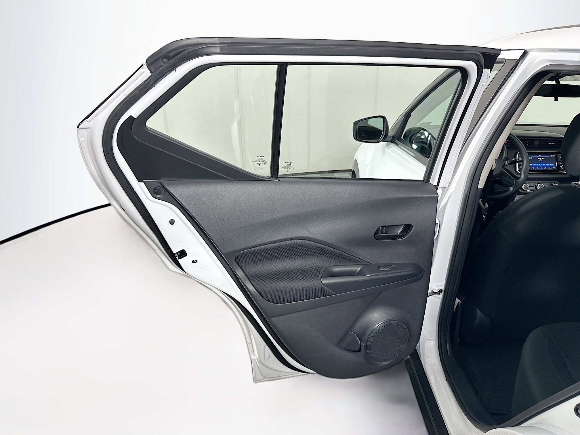Used 2024 Nissan Kicks S image 24