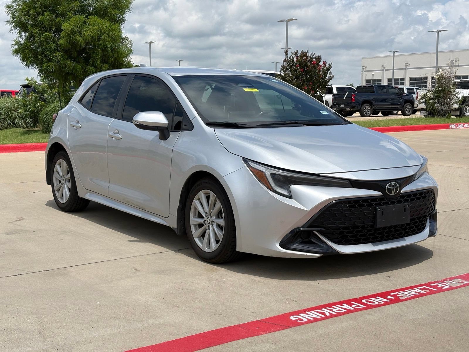Used 2024 Toyota Corolla SE FWD image 1