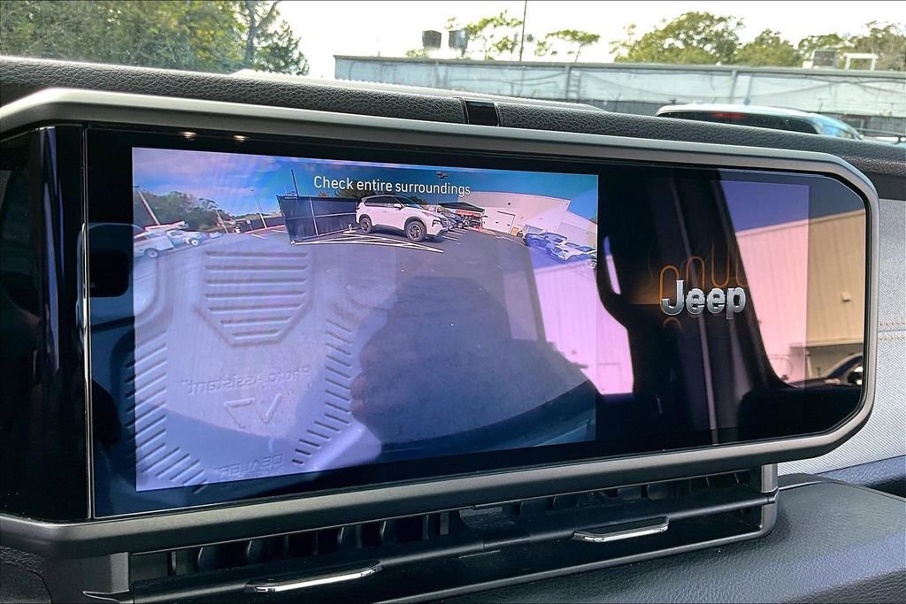 Used 2024 Jeep Wrangler Sport S image 14