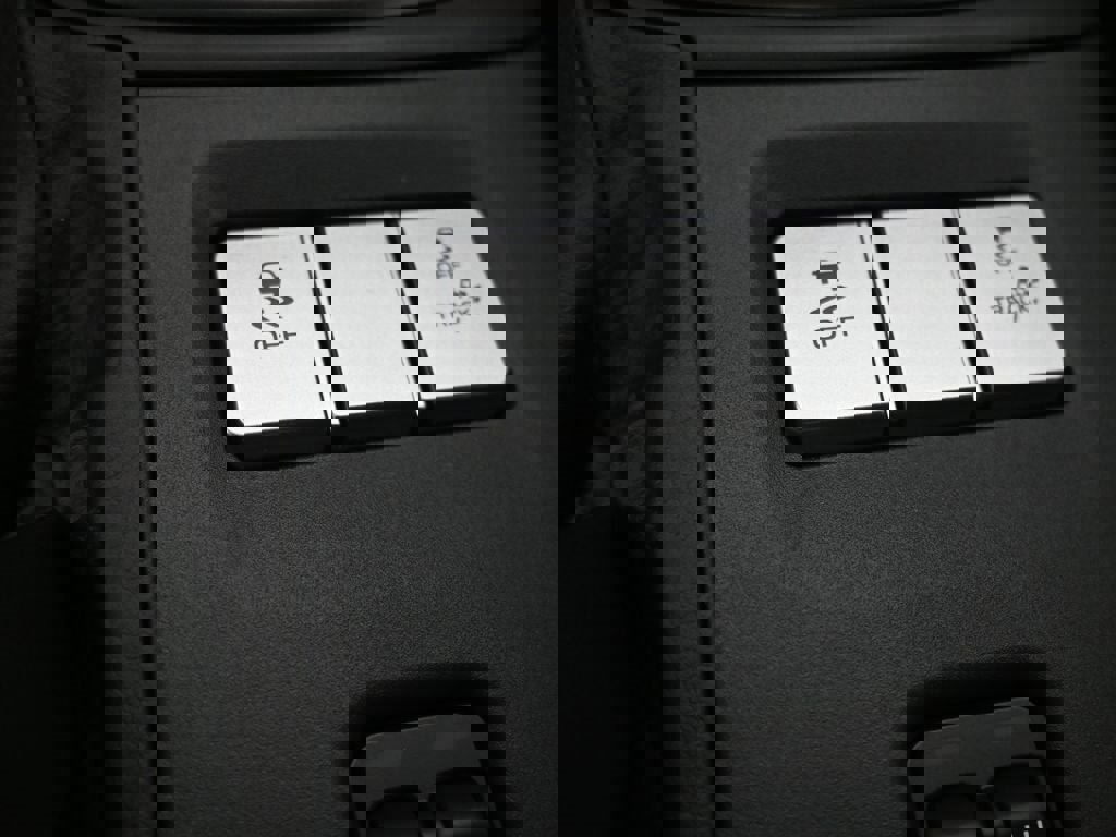 New 2025 Toyota GR86 Premium w/ Performance Package image 25