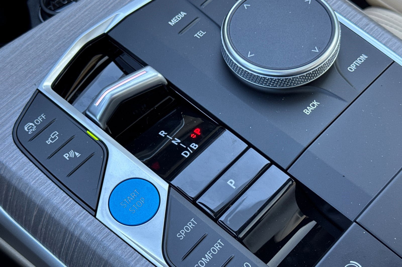 Used 2025 BMW i4 xDrive40i image 19