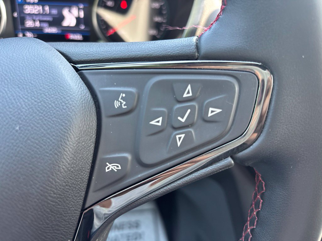 Used 2023 Chevrolet Equinox RS w/ LPO, Floor Liner Package FWD image 13
