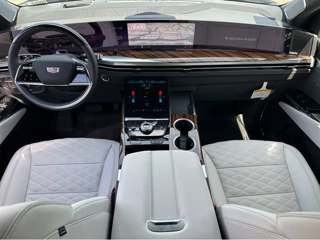 New 2026 Cadillac Escalade ESV Platinum Sport w/ LPO, ONYX Package AWD/4WD image 5