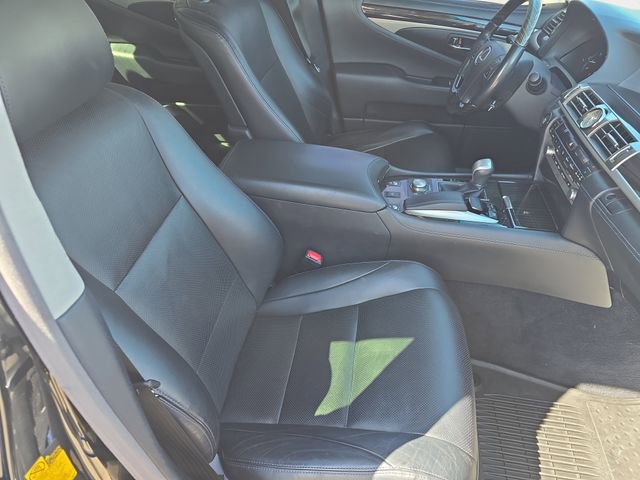 Used 2014 Lexus LS 460 AWD w/ Comfort Package image 12