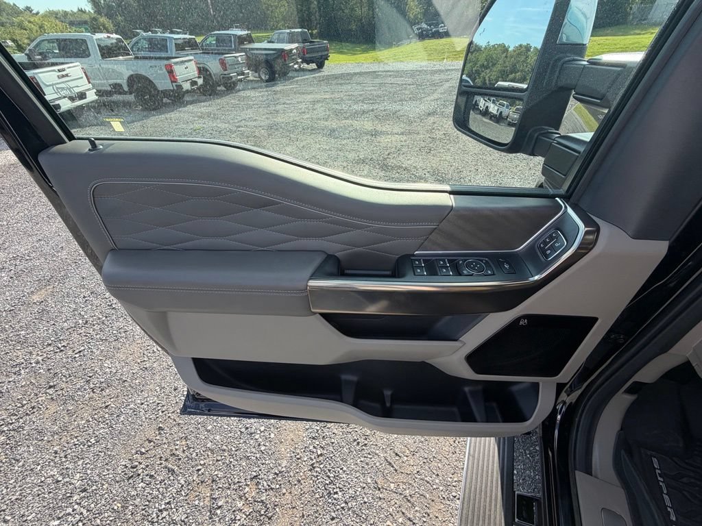 Used 2026 Ford F350 Platinum w/ Platinum Plus Package AWD/4WD image 6