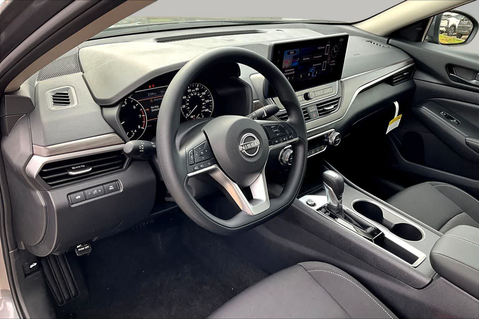 New 2026 Nissan Altima 2.5 SV FWD image 10