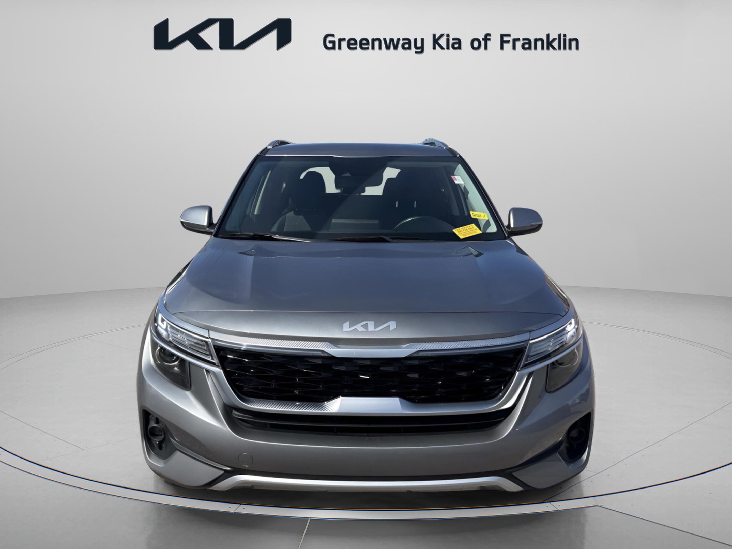 Used 2023 Kia Seltos S image 2