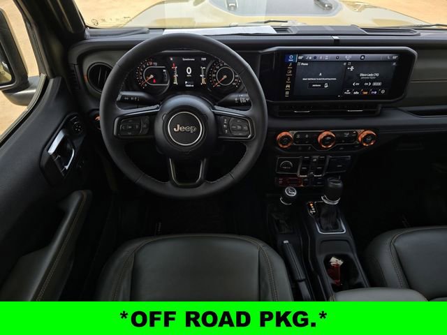 Used 2025 Jeep Gladiator Mojave w/ Convenience Group AWD/4WD image 5