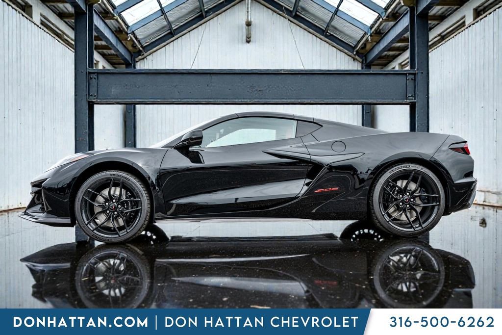 New 2026 Chevrolet Corvette Z06 RWD video 2