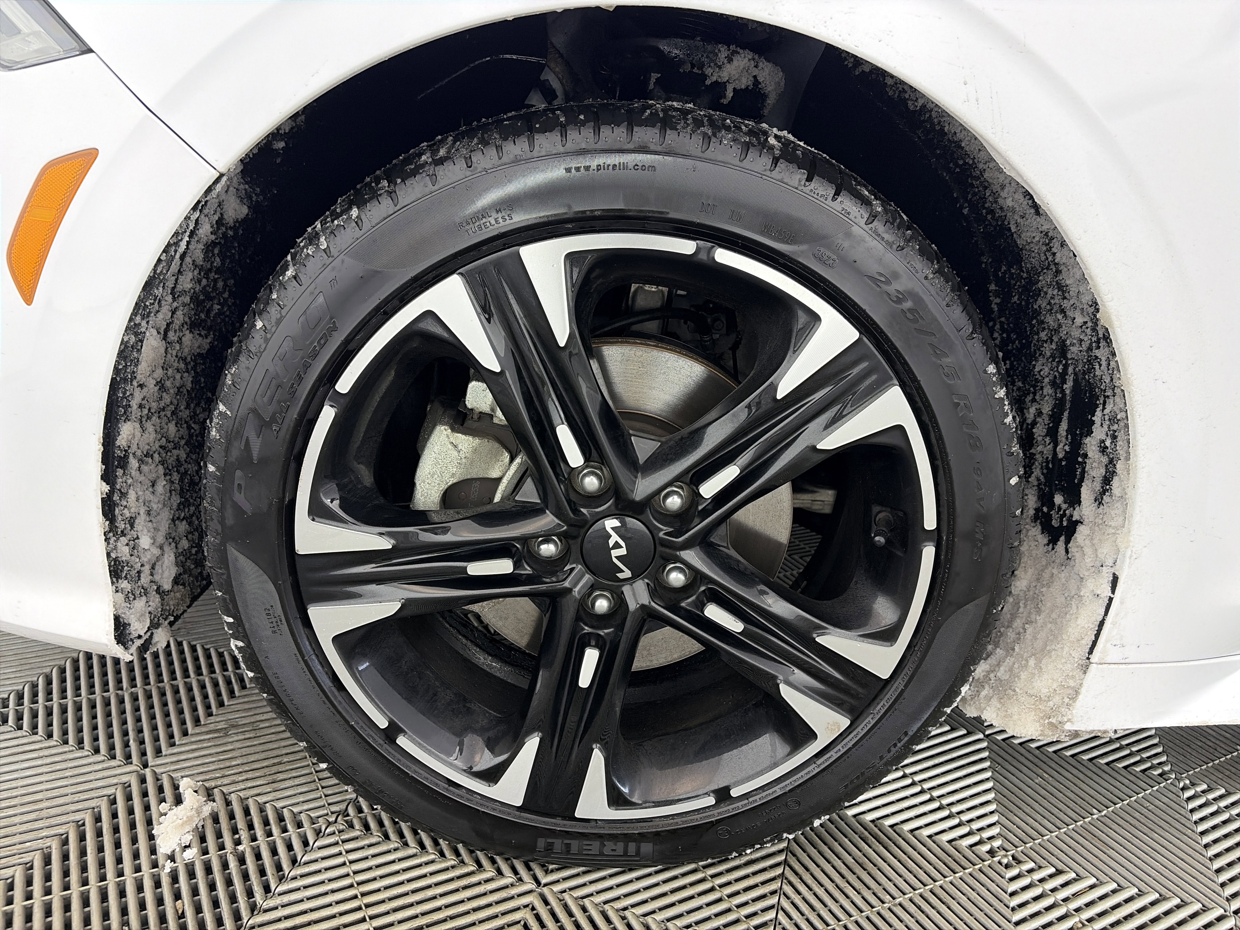 Used 2024 Kia K5 GT-Line image 13