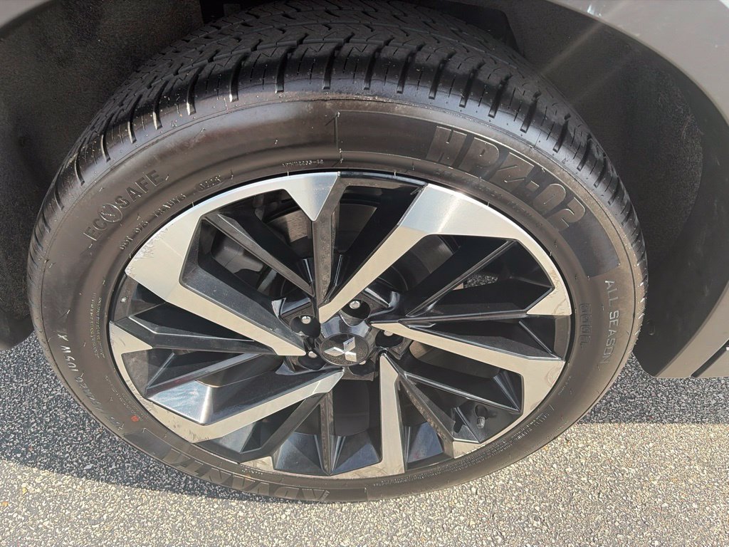 Used 2024 Mitsubishi Outlander SE FWD image 35