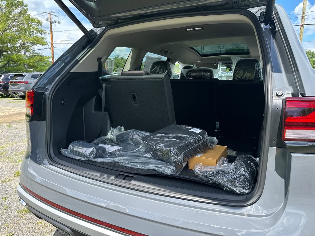 New 2026 Volkswagen Atlas Peak Edition AWD/4WD image 18