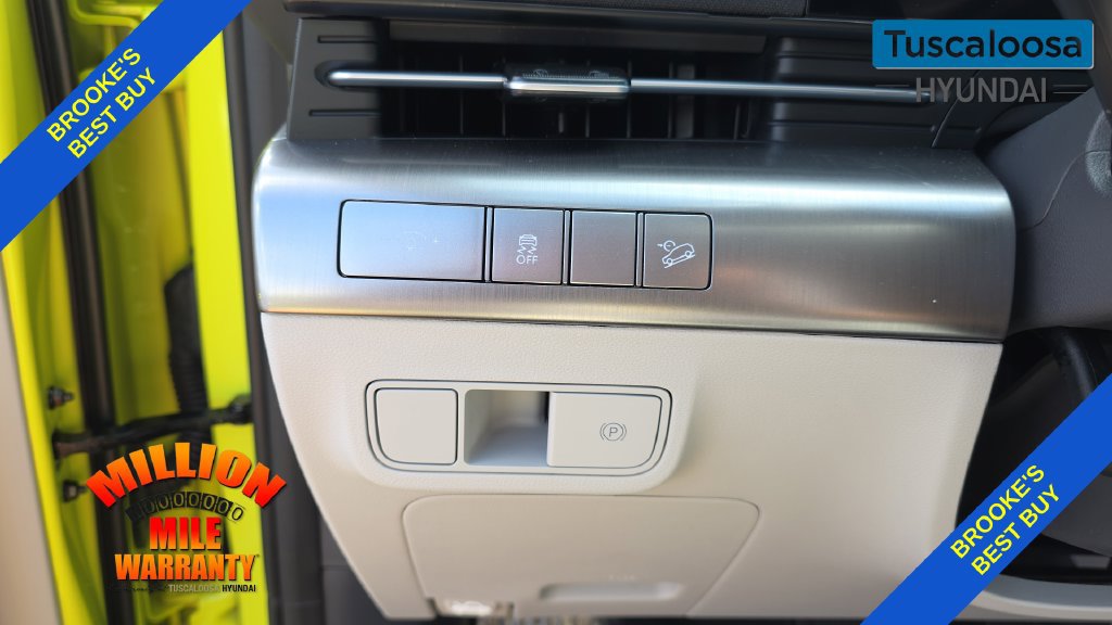 Used 2025 Hyundai Kona SEL AWD/4WD image 14