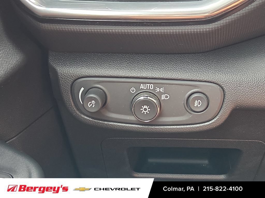 Certified 2023 Chevrolet TrailBlazer LT w/ Convenience Package FWD image 25