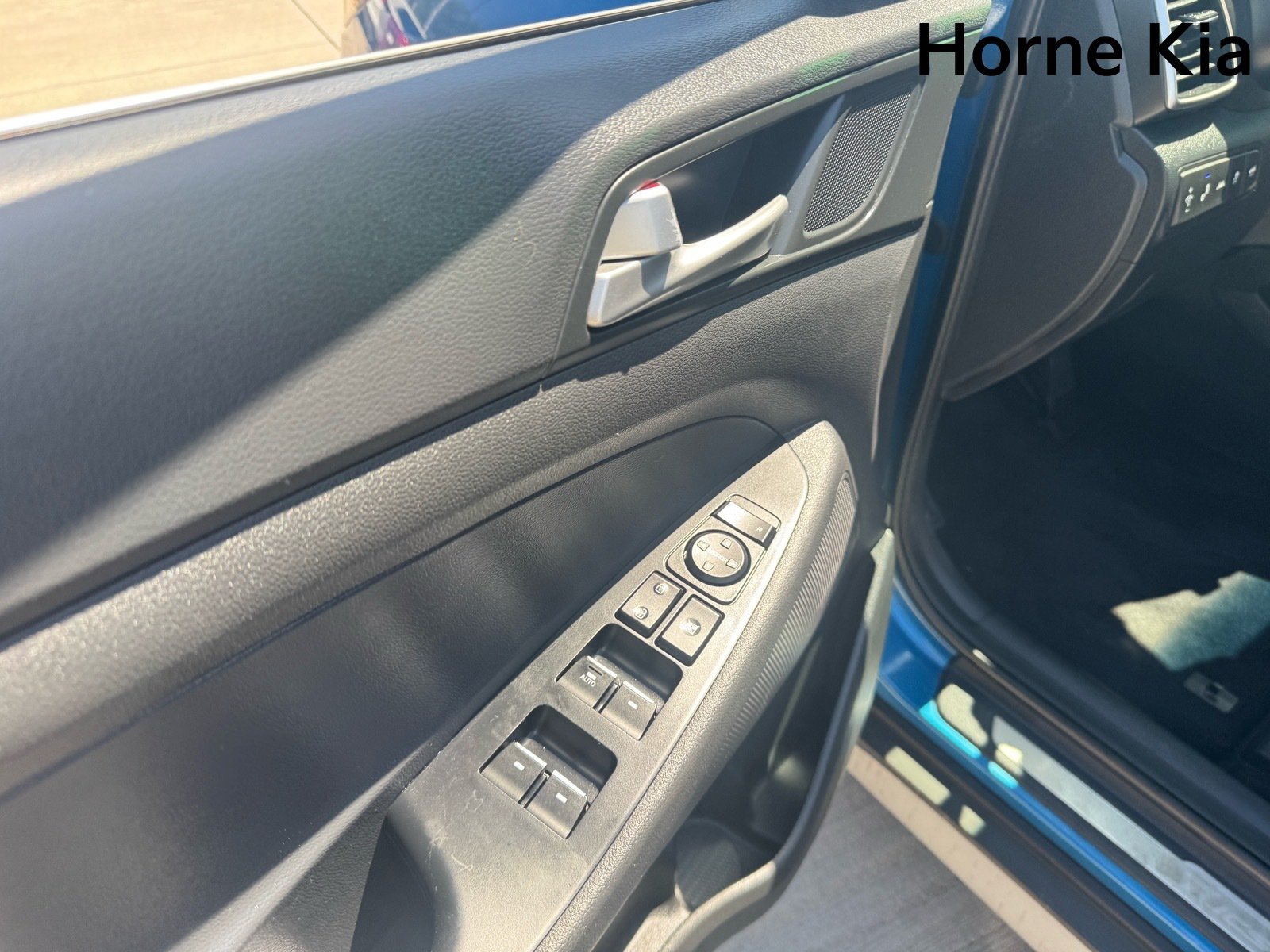 Used 2019 Hyundai Tucson Limited FWD image 11