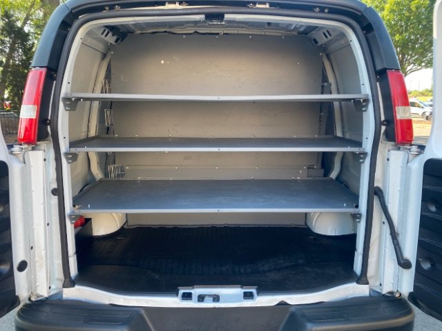 Used 2021 Chevrolet Express 2500 RWD image 10