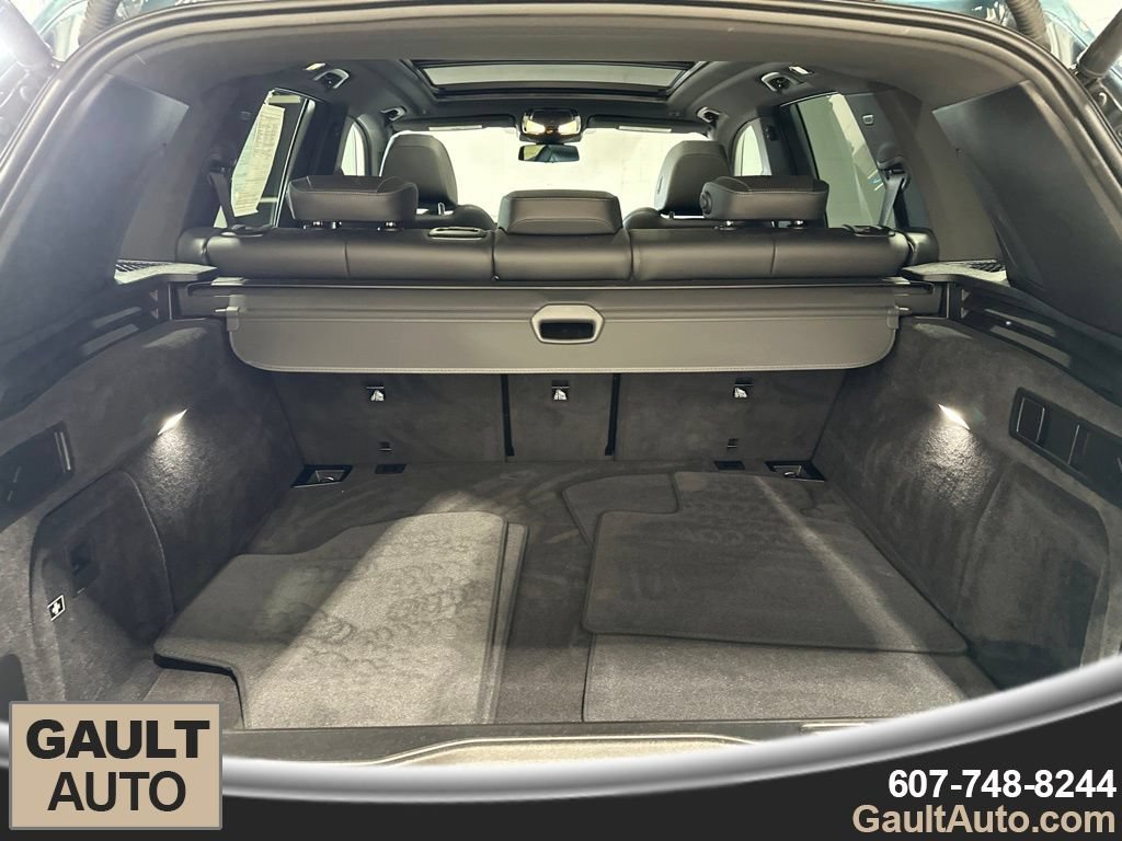 Used 2024 BMW X5 xDrive40i w/ Premium Package AWD/4WD image 16