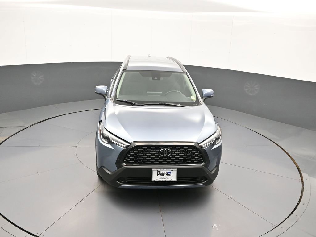 Certified 2022 Toyota Corolla Cross LE AWD/4WD image 34