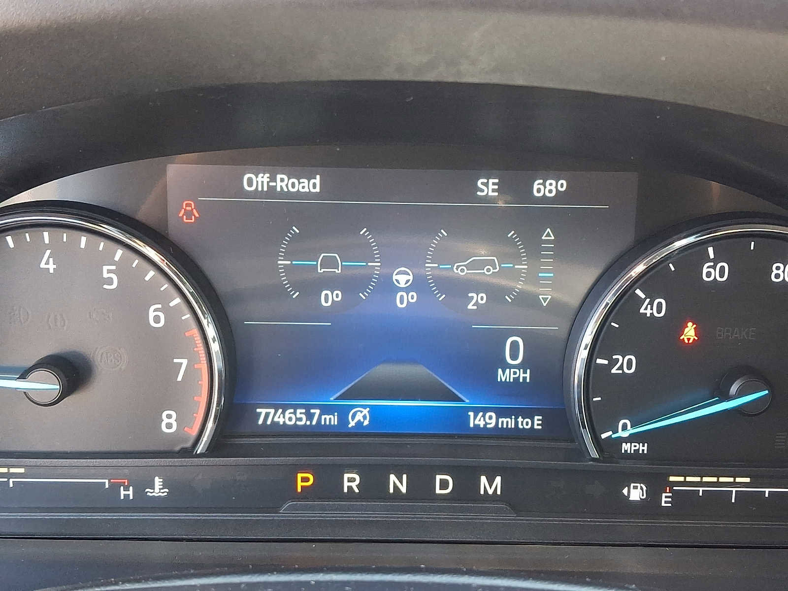Used 2020 Ford Explorer XLT w/ Equipment Group 202A AWD/4WD image 23