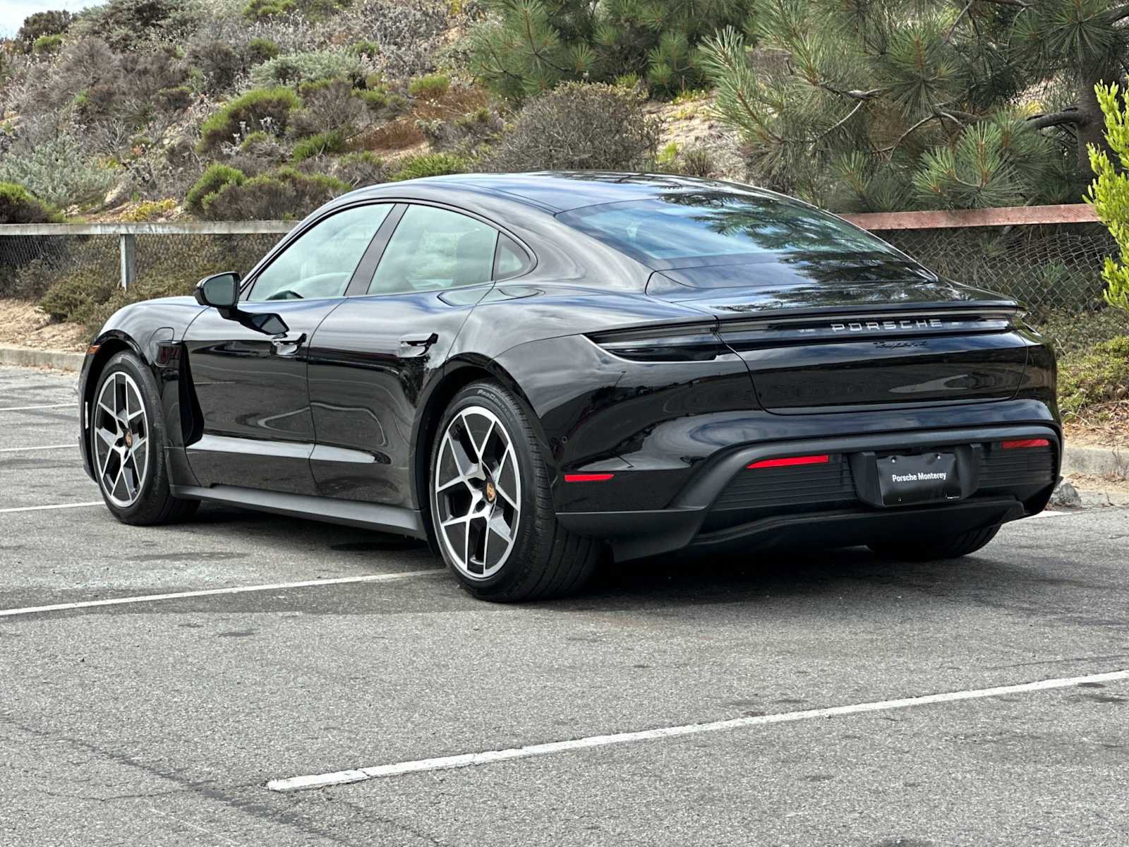New 2025 Porsche Taycan image 3