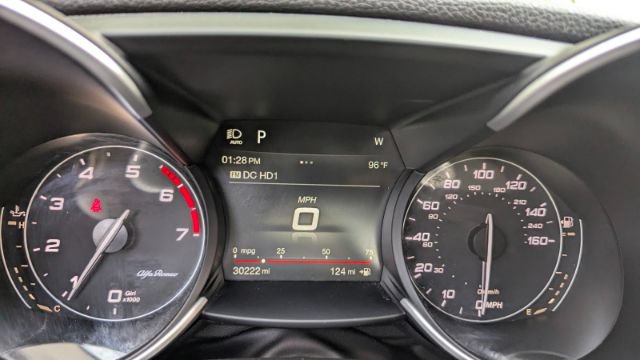 Used 2019 Alfa Romeo Giulia Ti Sport w/ Quick Order Package 22S Sport AWD/4WD image 33