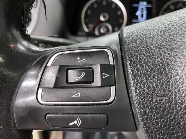 Used 2014 Volkswagen Tiguan SEL image 21