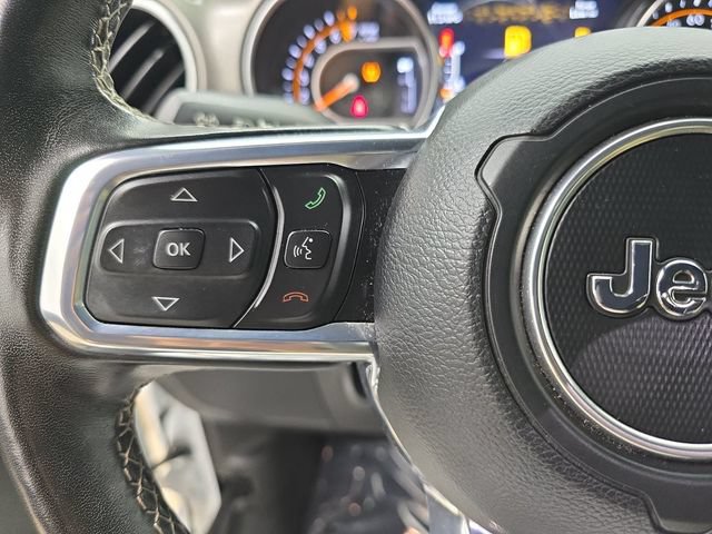 Used 2022 Jeep Wrangler Unlimited Sahara w/ Cold Weather Group AWD/4WD image 18