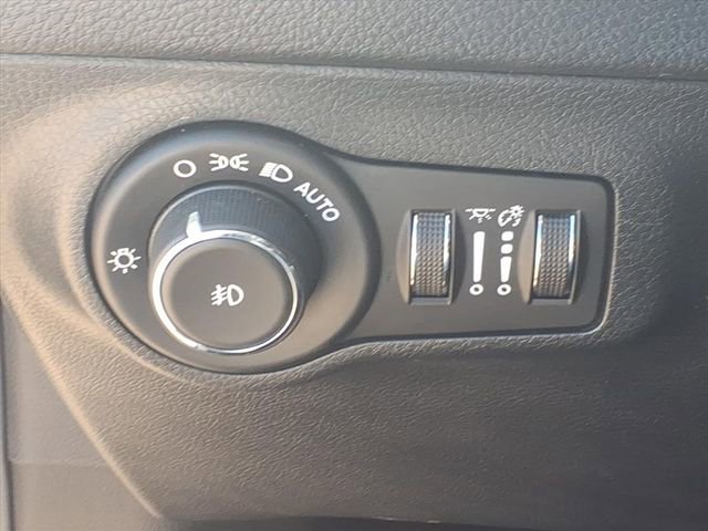 Used 2020 Jeep Compass Latitude image 17