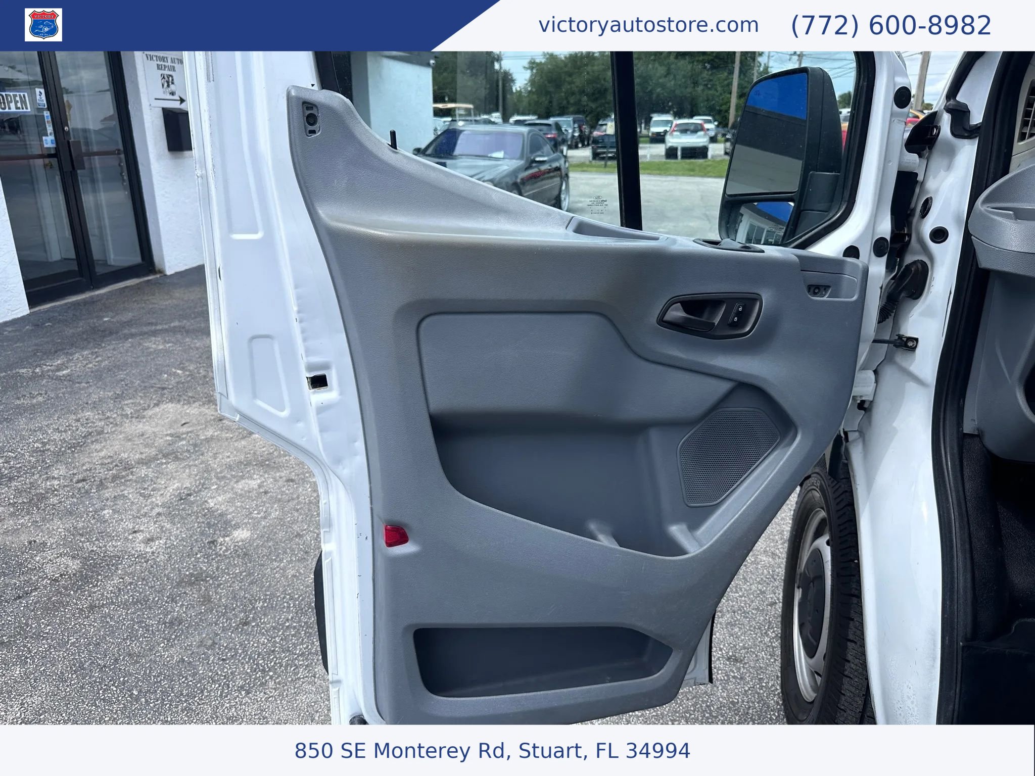 Used 2017 Ford Transit 350 XL RWD image 25