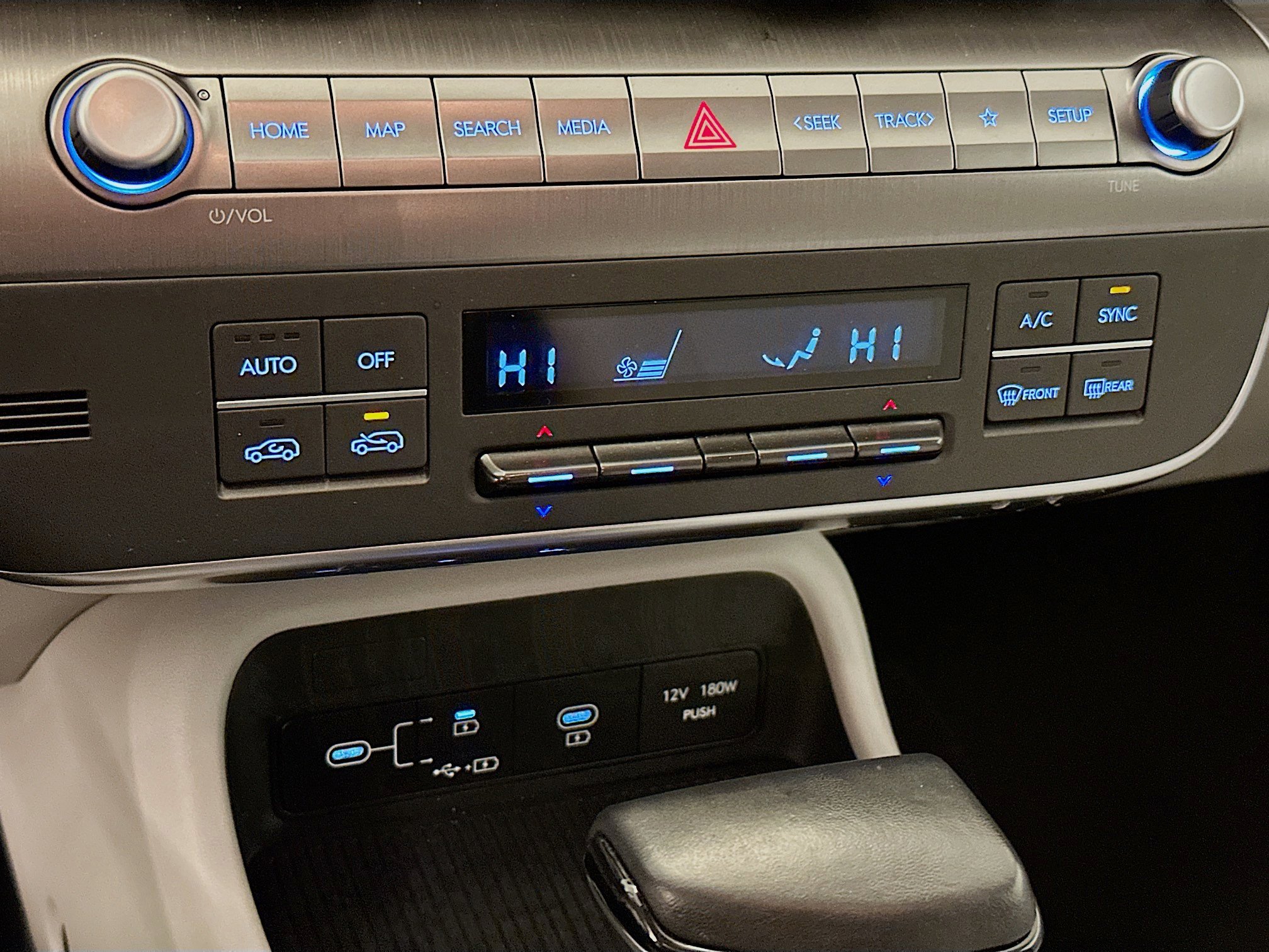 Used 2024 Hyundai Kona SEL image 24