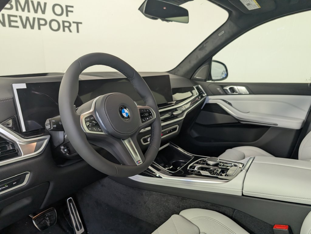 New 2027 BMW X7 xDrive40i w/ M Sport Package AWD/4WD image 11