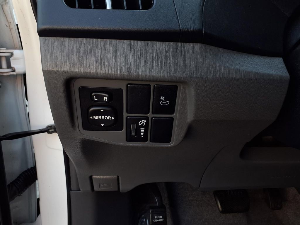 Used 2010 Toyota Prius Five image 13
