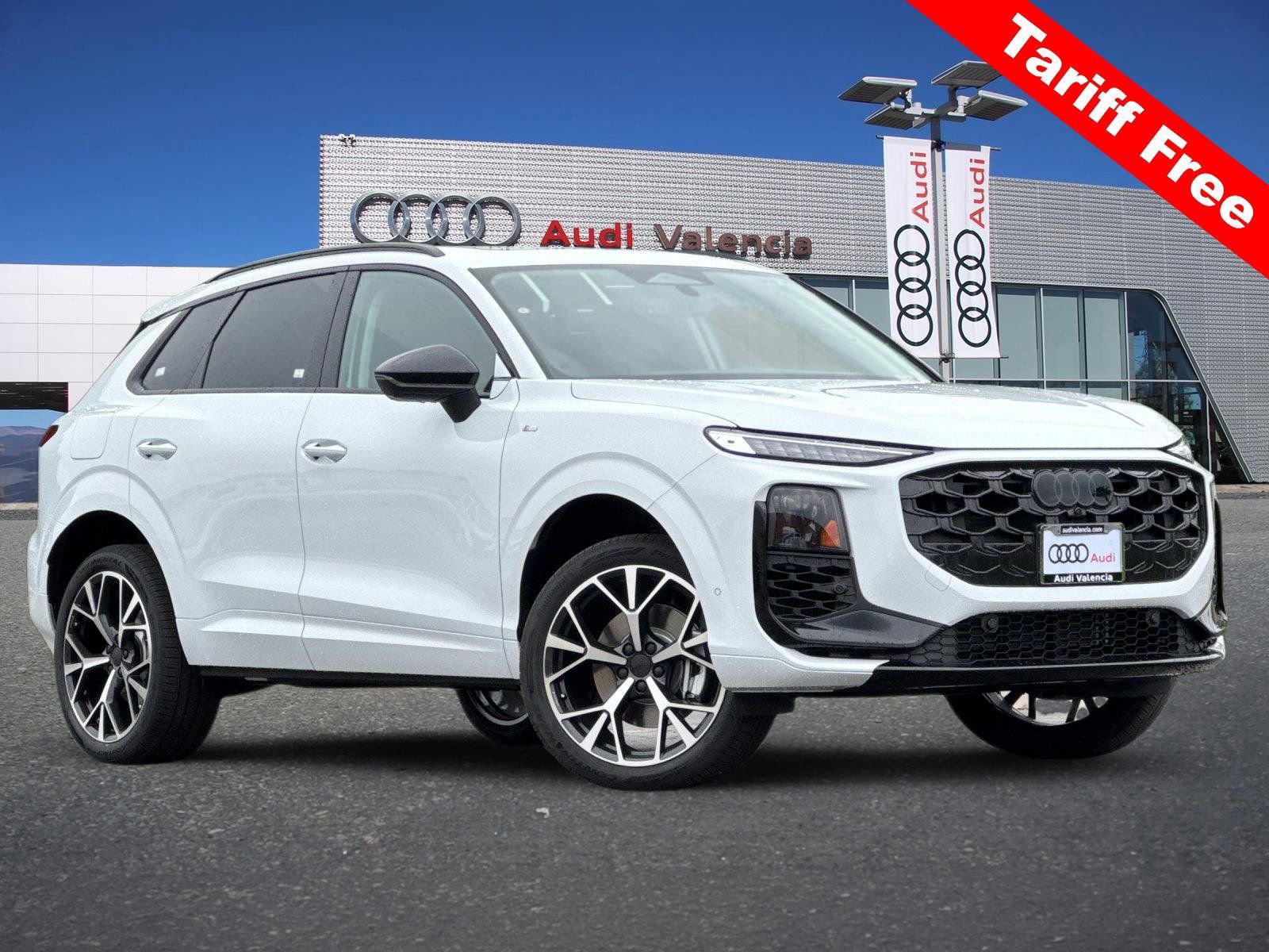 New 2026 Audi Q3 quattro 2.0T image 1