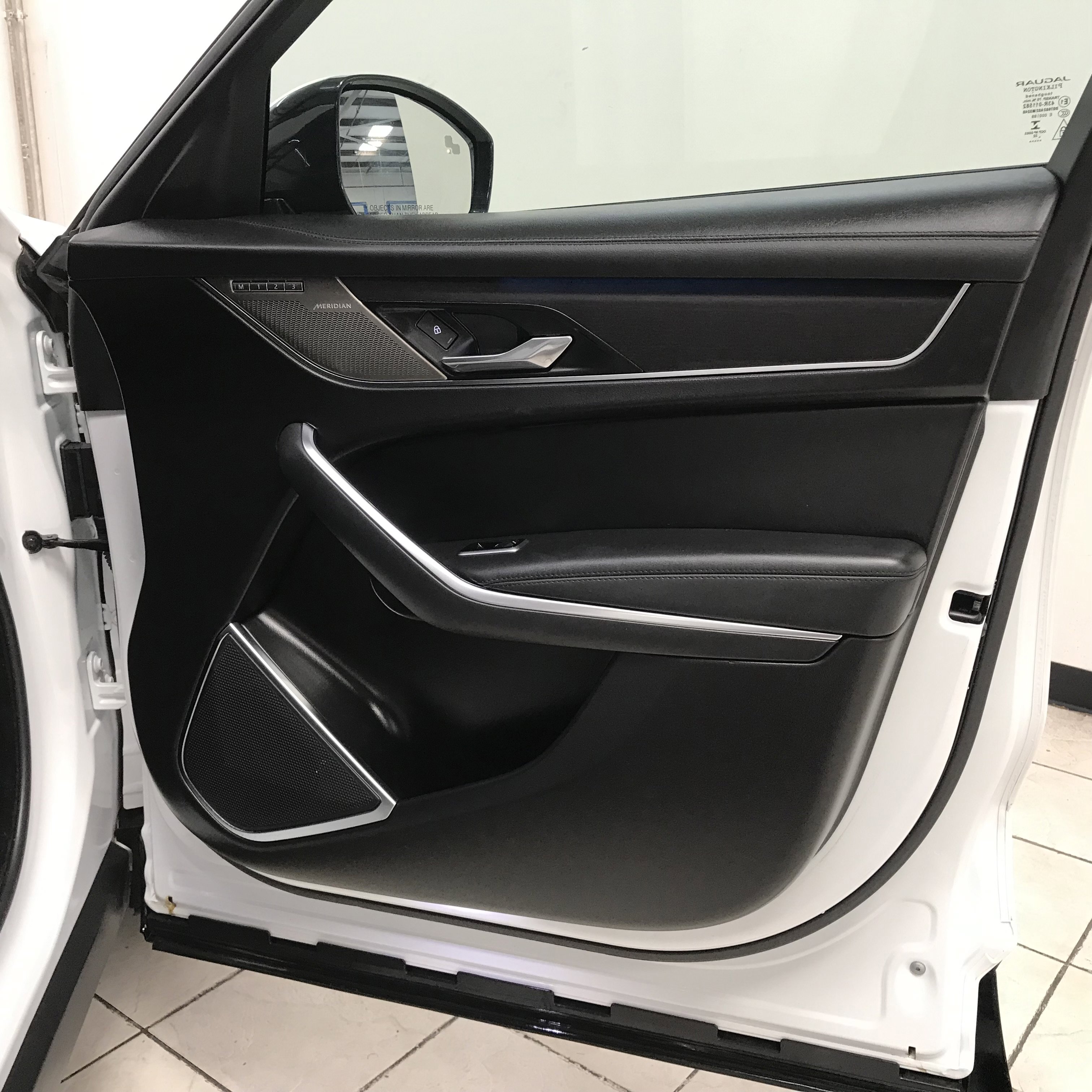 Used 2023 Jaguar F-PACE S AWD/4WD image 16