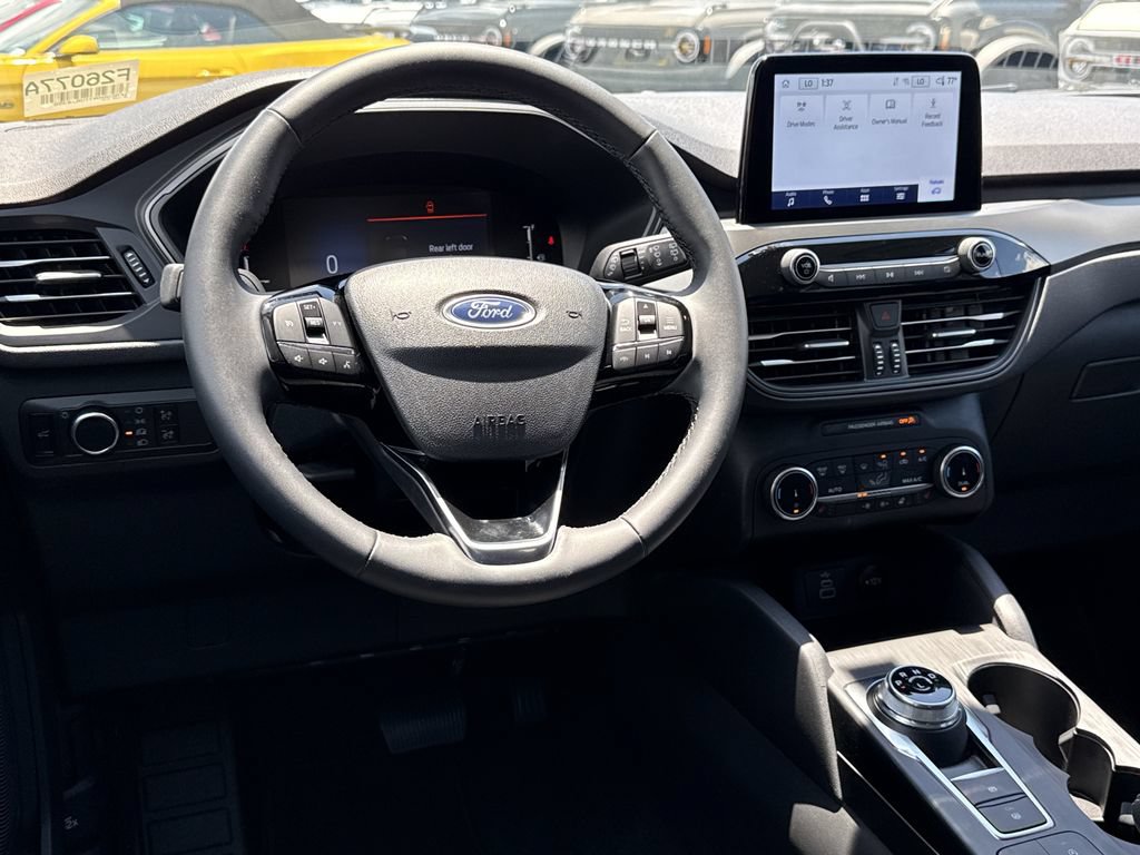 Used 2026 Ford Escape Active w/ Cold Weather Package FWD image 22