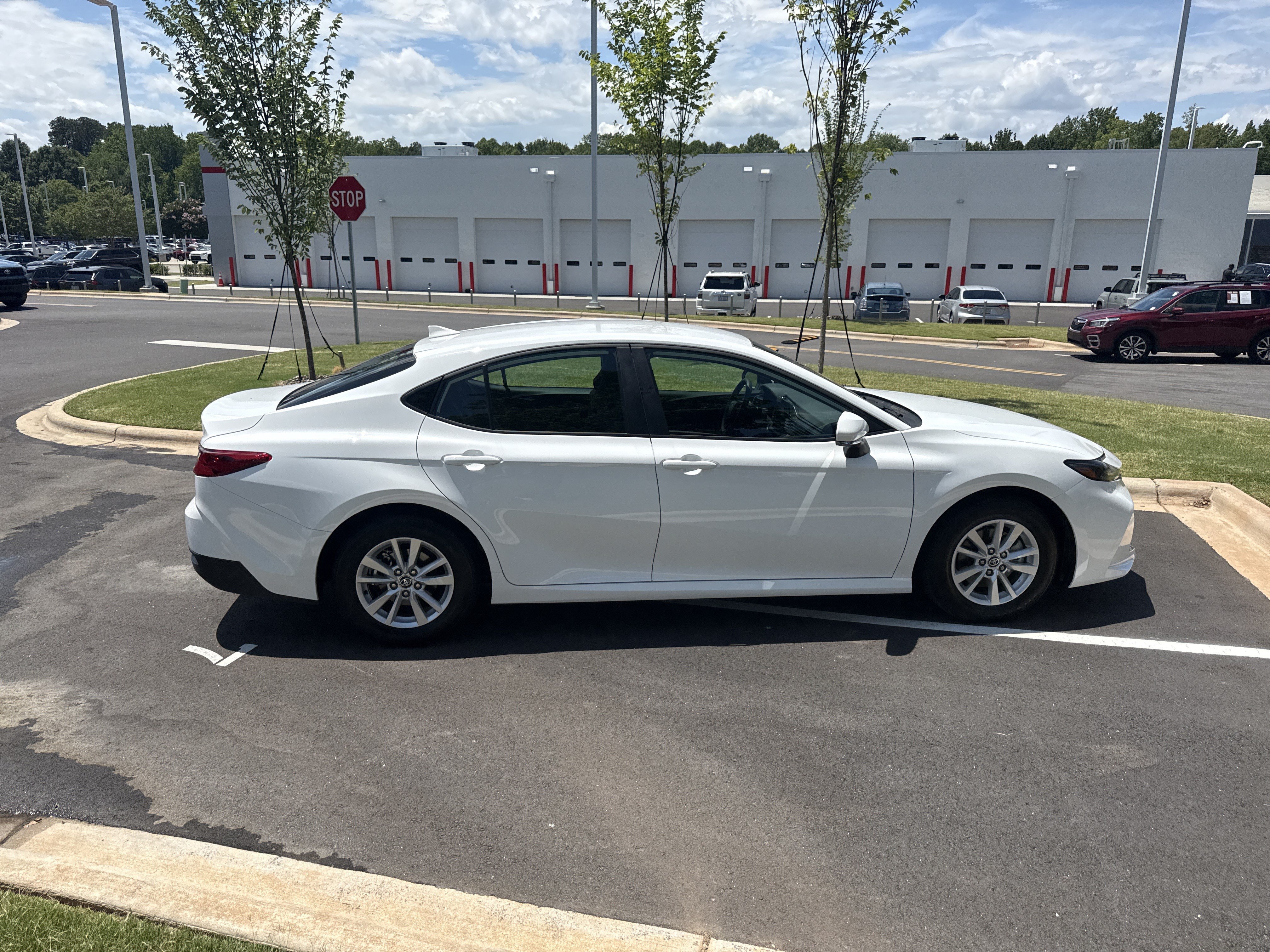 Used 2026 Toyota Camry LE w/ Convenience Package FWD image 11