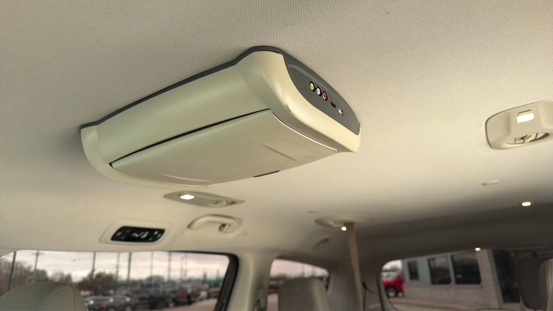 Used 2017 Chrysler Pacifica Touring image 52