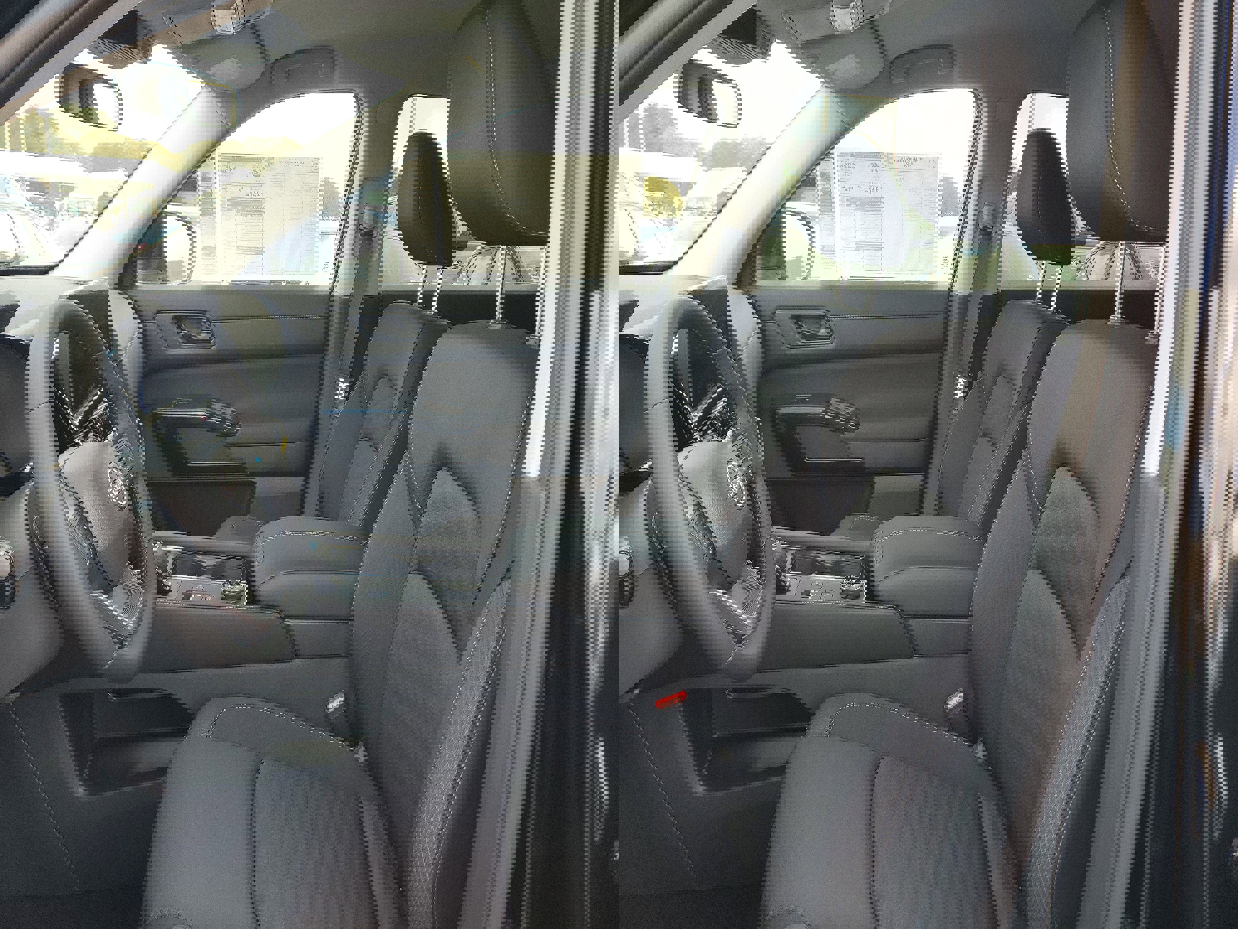 New 2026 Nissan Pathfinder SV image 10