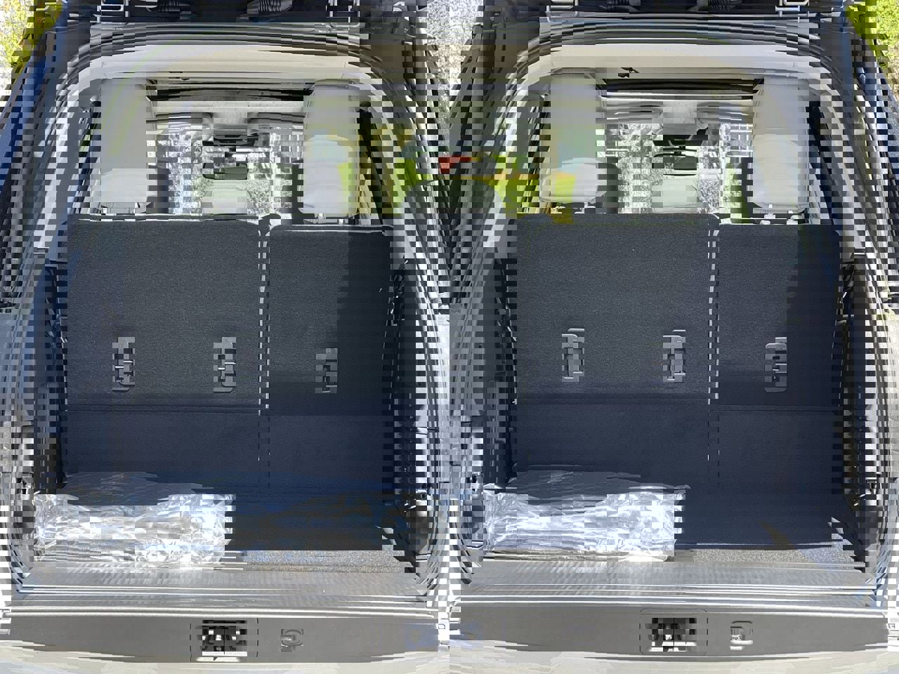 New 2026 Ford Expedition Active image 20