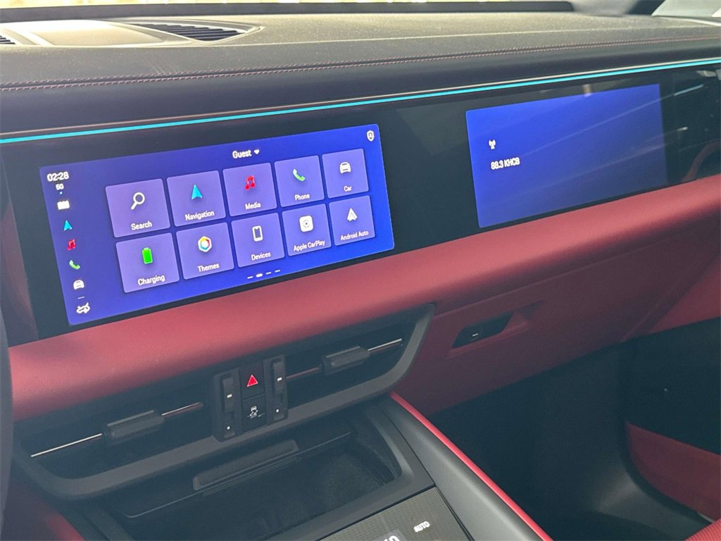 Used 2025 Porsche Macan 4S Electric image 20