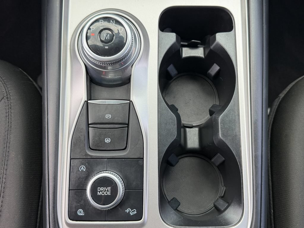 Used 2020 Ford Explorer XLT AWD/4WD image 26
