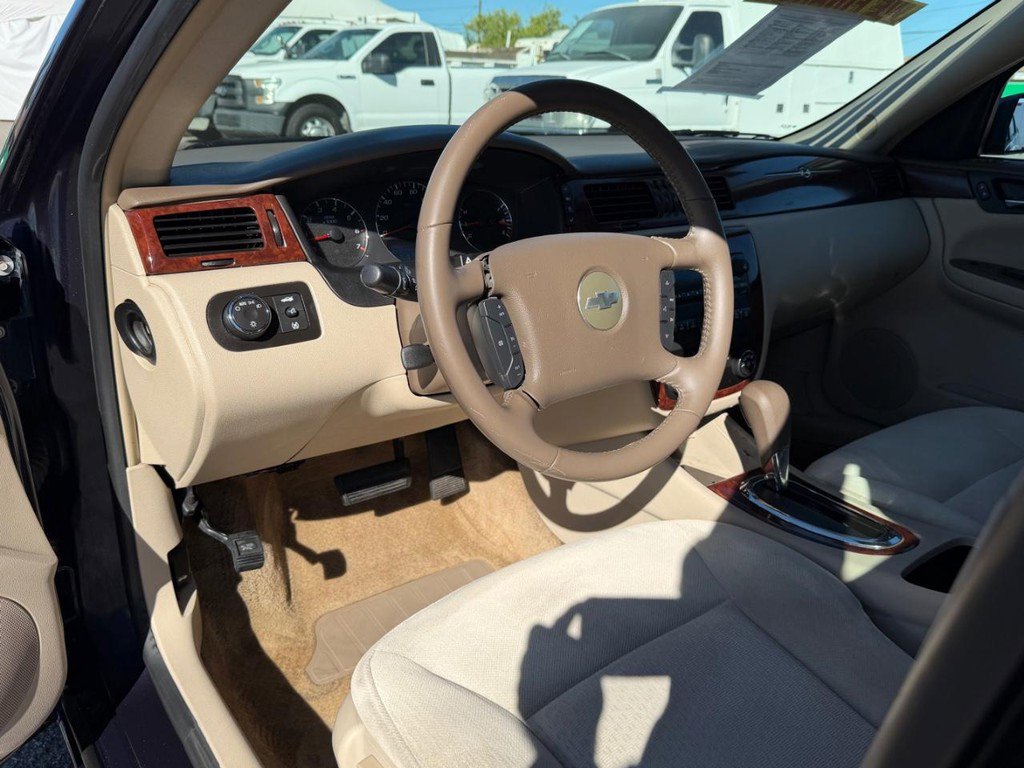 Used 2007 Chevrolet Impala LT w/ Preferred Equipment Group image 16