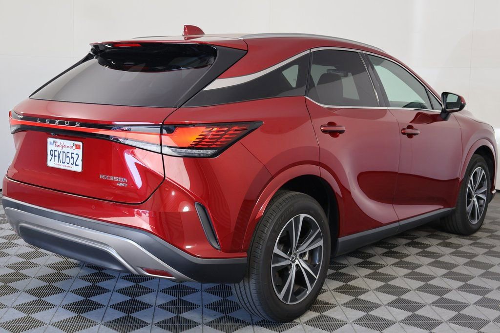 Used 2023 Lexus RX 350h w/ Accessory Package (Z1) image 4