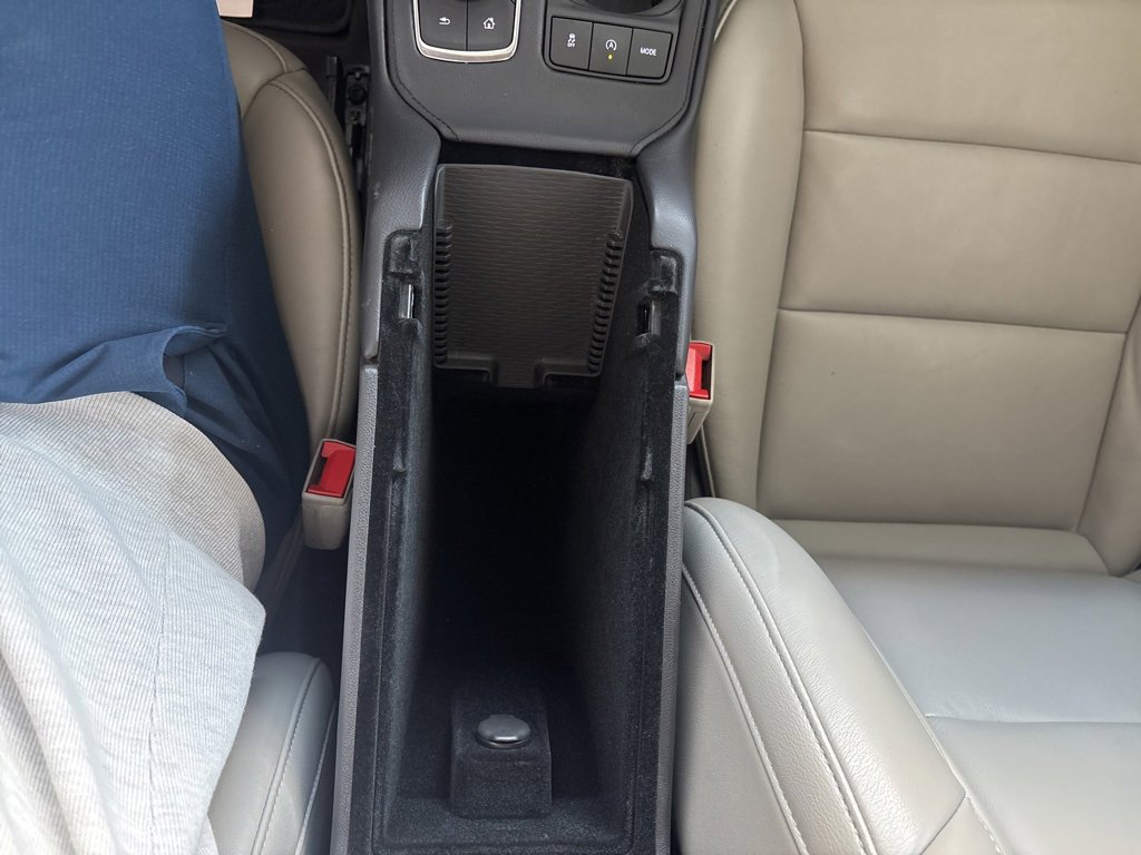 Used 2022 Cadillac XT4 Luxury image 19