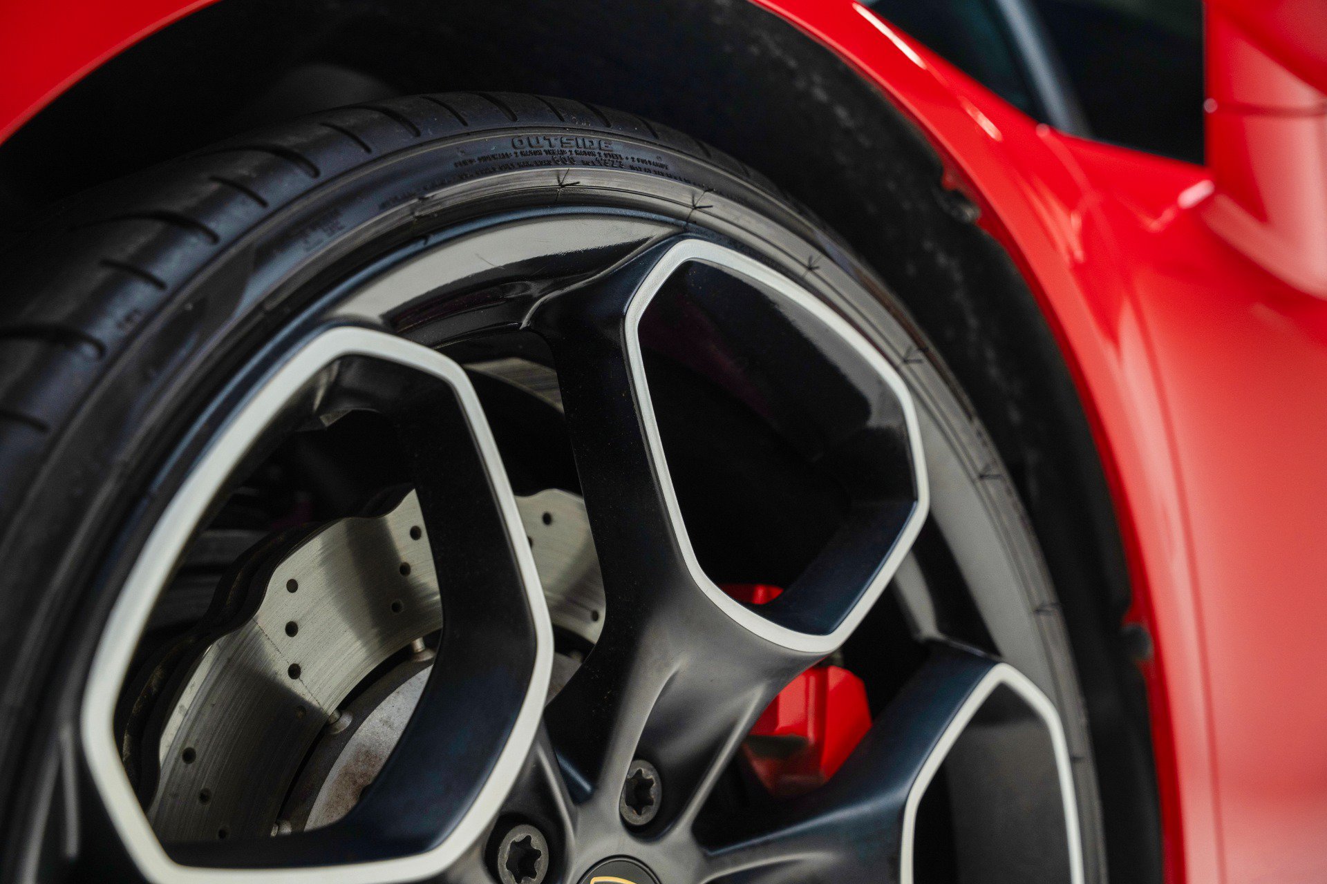 Used 2016 Lamborghini Huracan LP 580-2 RWD image 24