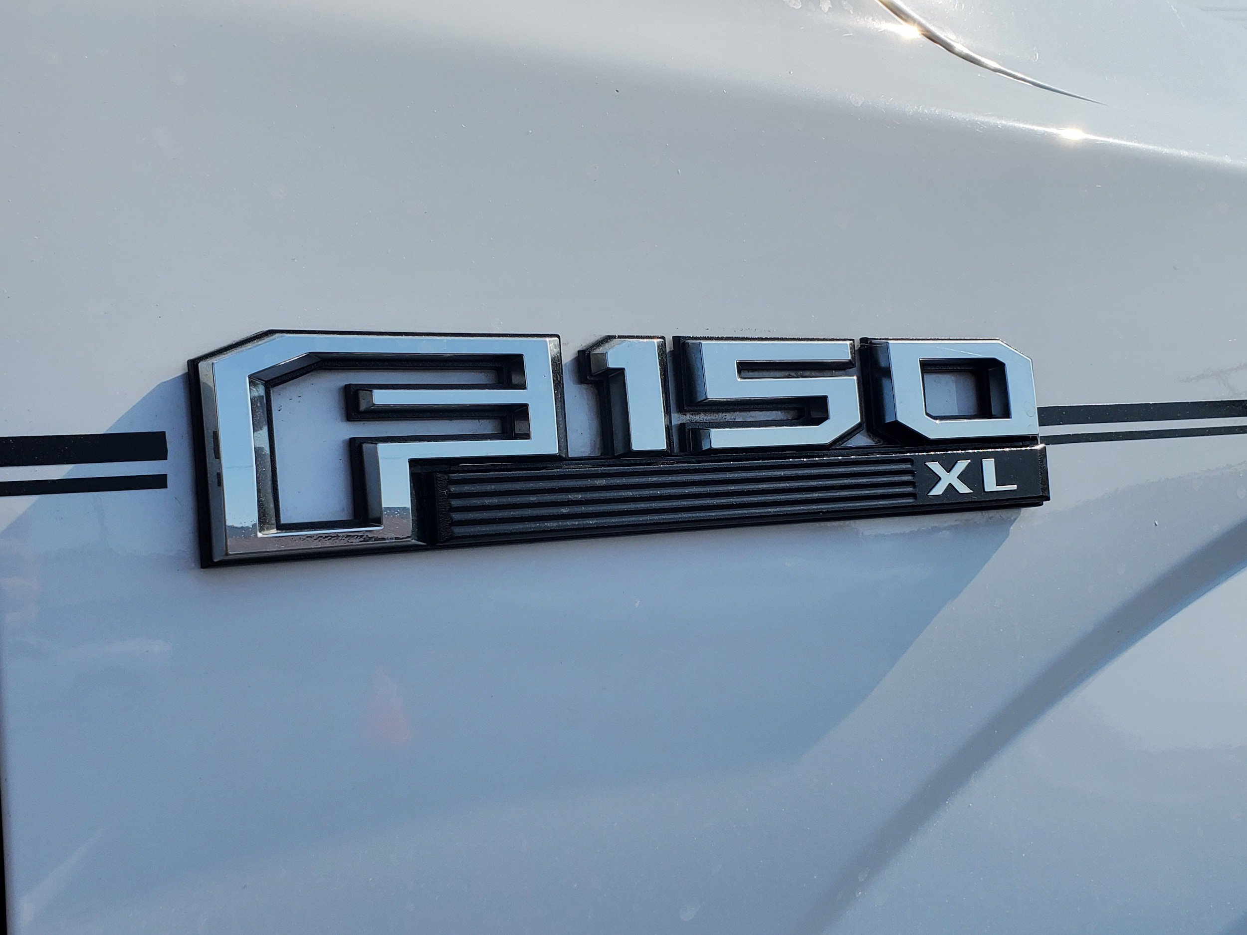 Used 2017 Ford F150 XL w/ Equipment Group 101A Mid RWD image 8