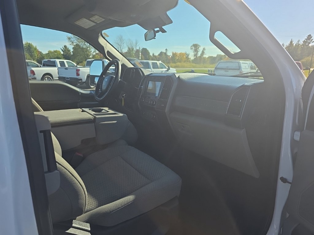 Used 2021 Ford F250 XLT w/ XLT Premium Package AWD/4WD image 25